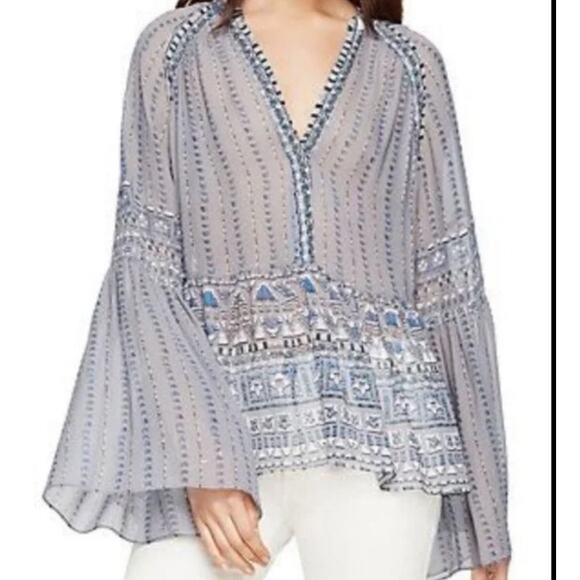 BCBGMaxAzria Tops - BCBGMaxazria Blue Gray Long Bell Sleeve Split Neck Lightweight Blouse Size XS